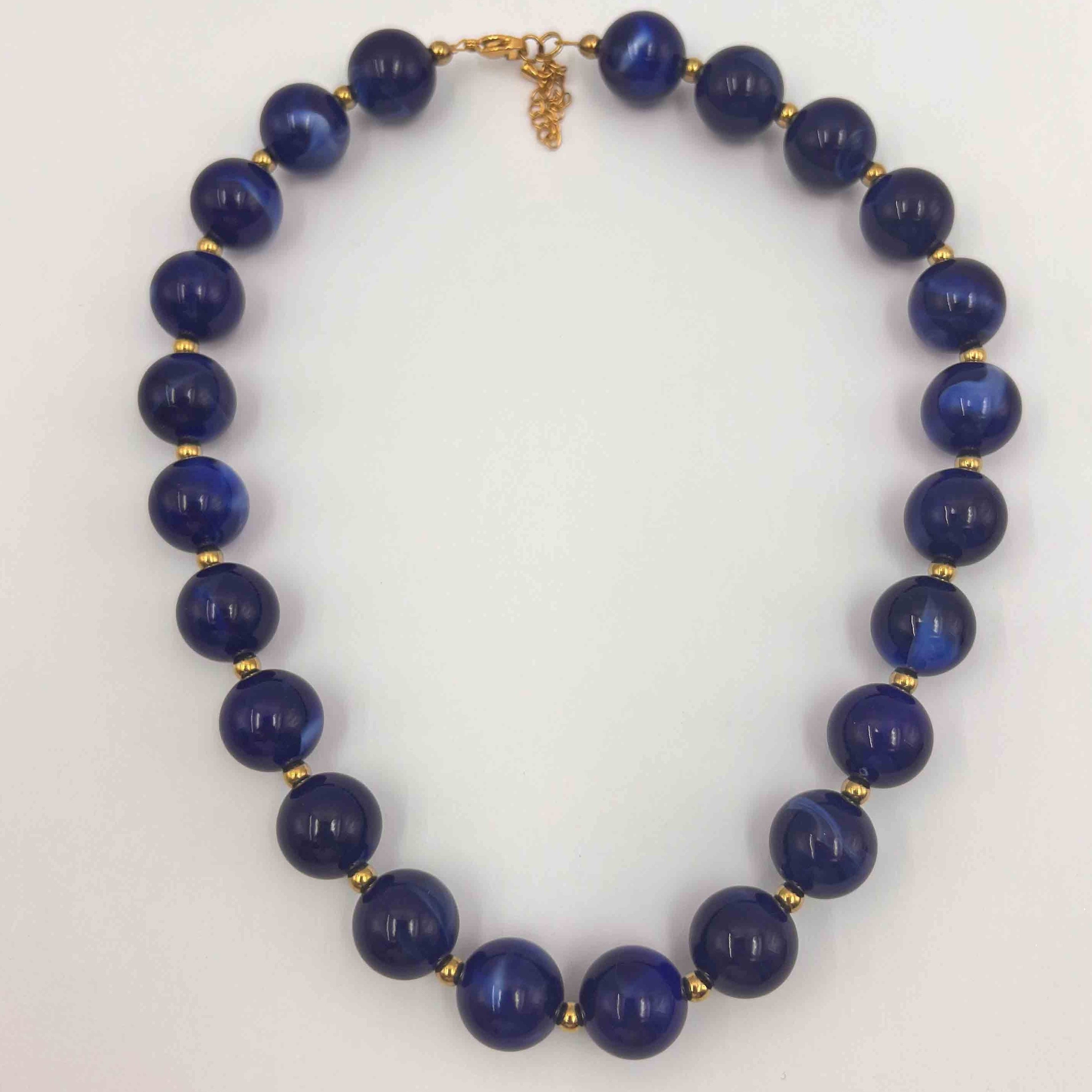Collier boule acrylique