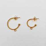 Créoles semi-ouvertes torsadées avec boucle