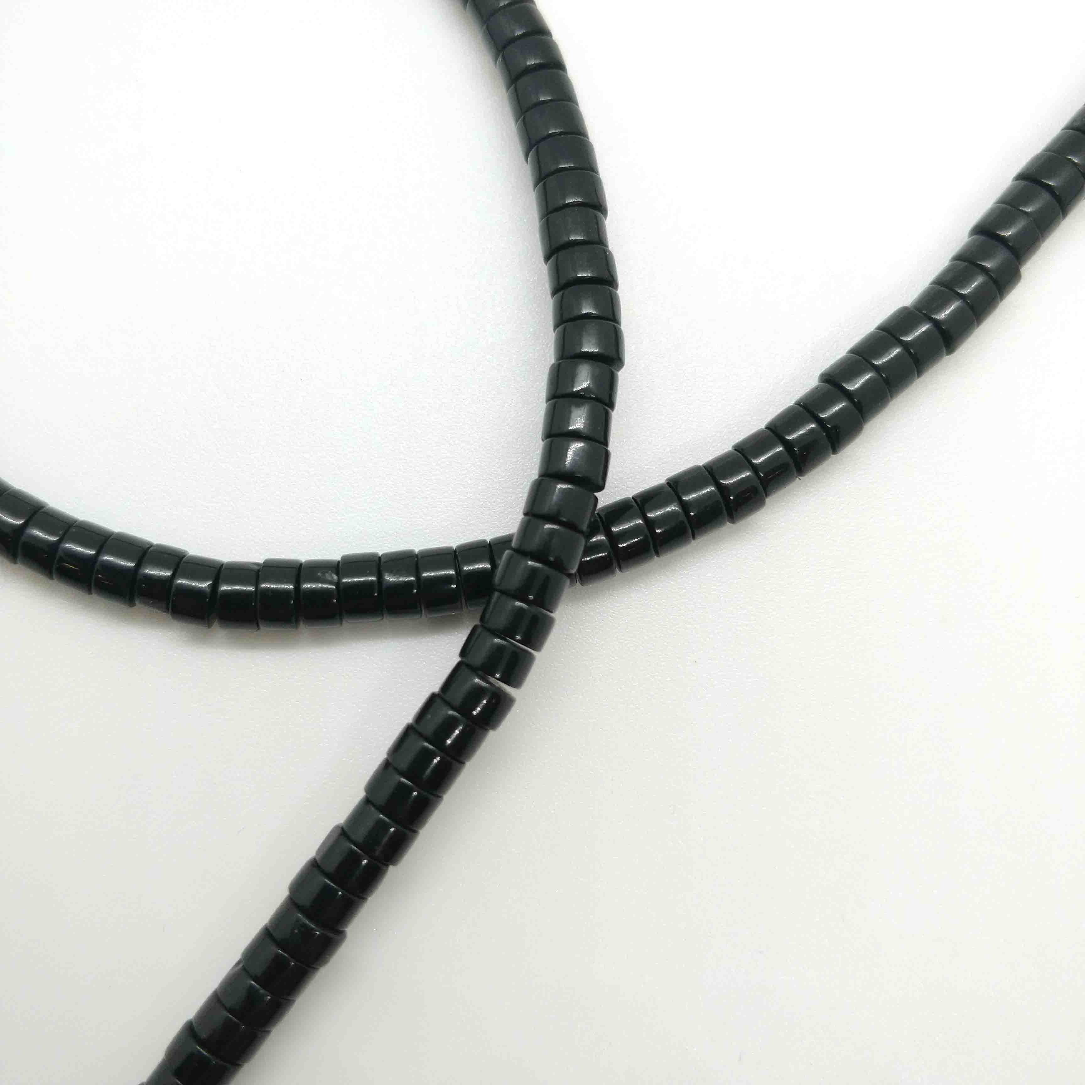 Perles Heishi en pierre 5mm - plusieurs coloris