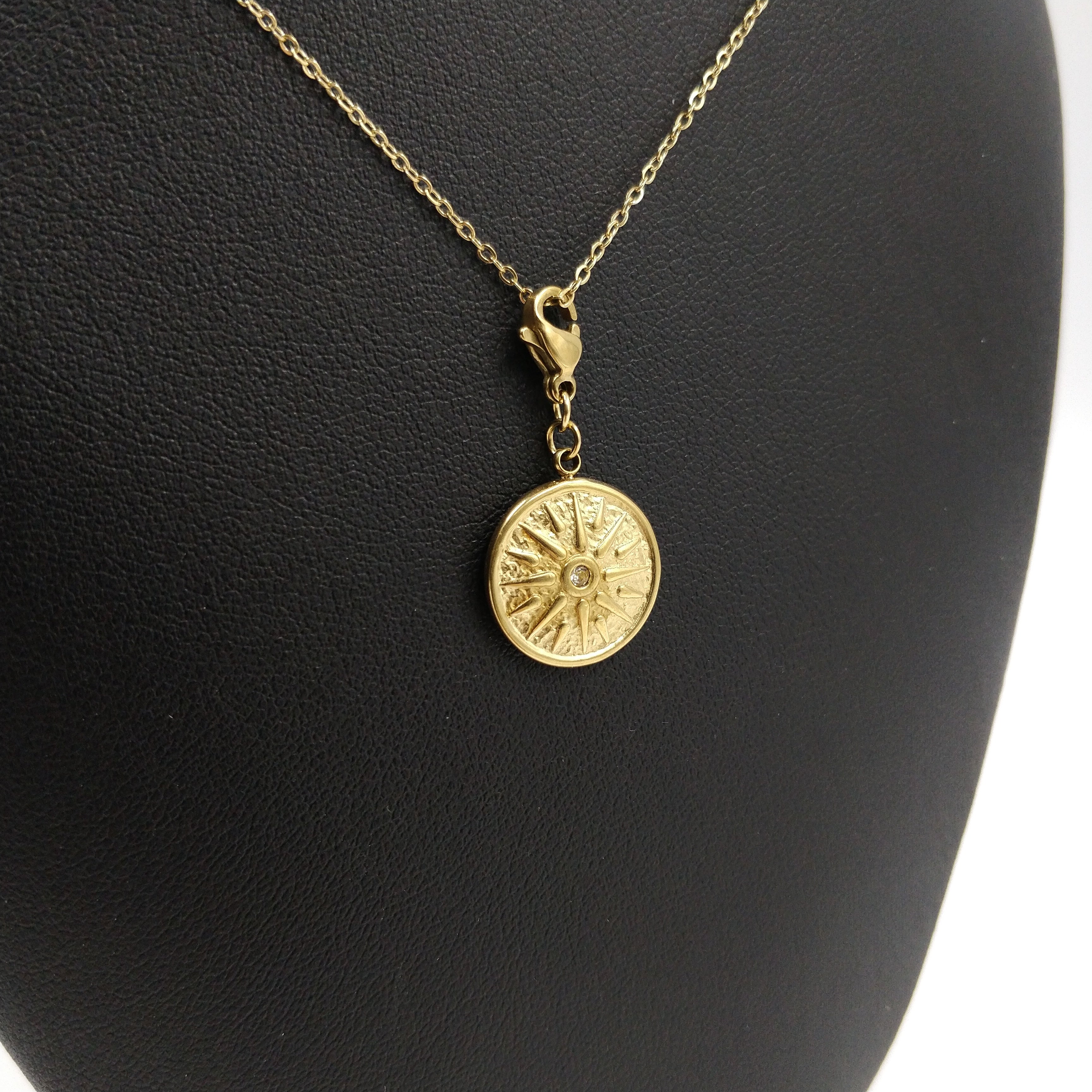 Charm "Râ"