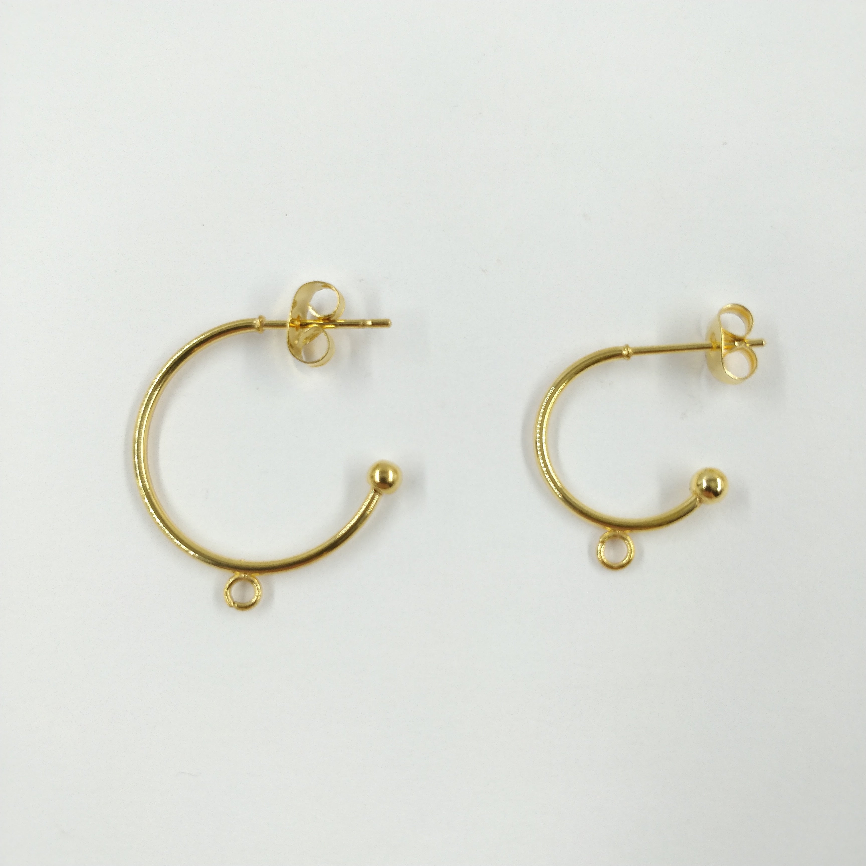 Créole semi-ouverte avec boucle