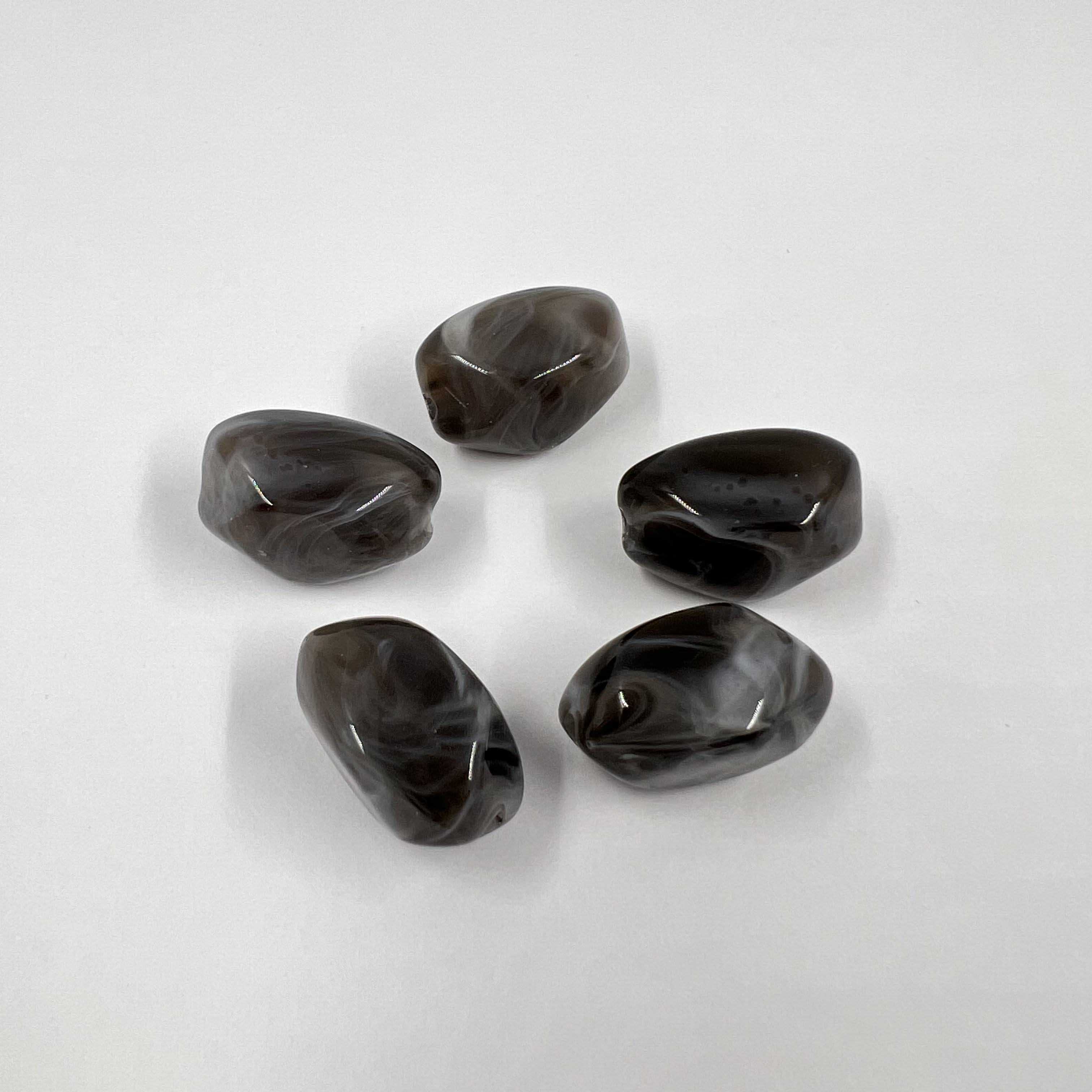 Perles graines acrylique x5