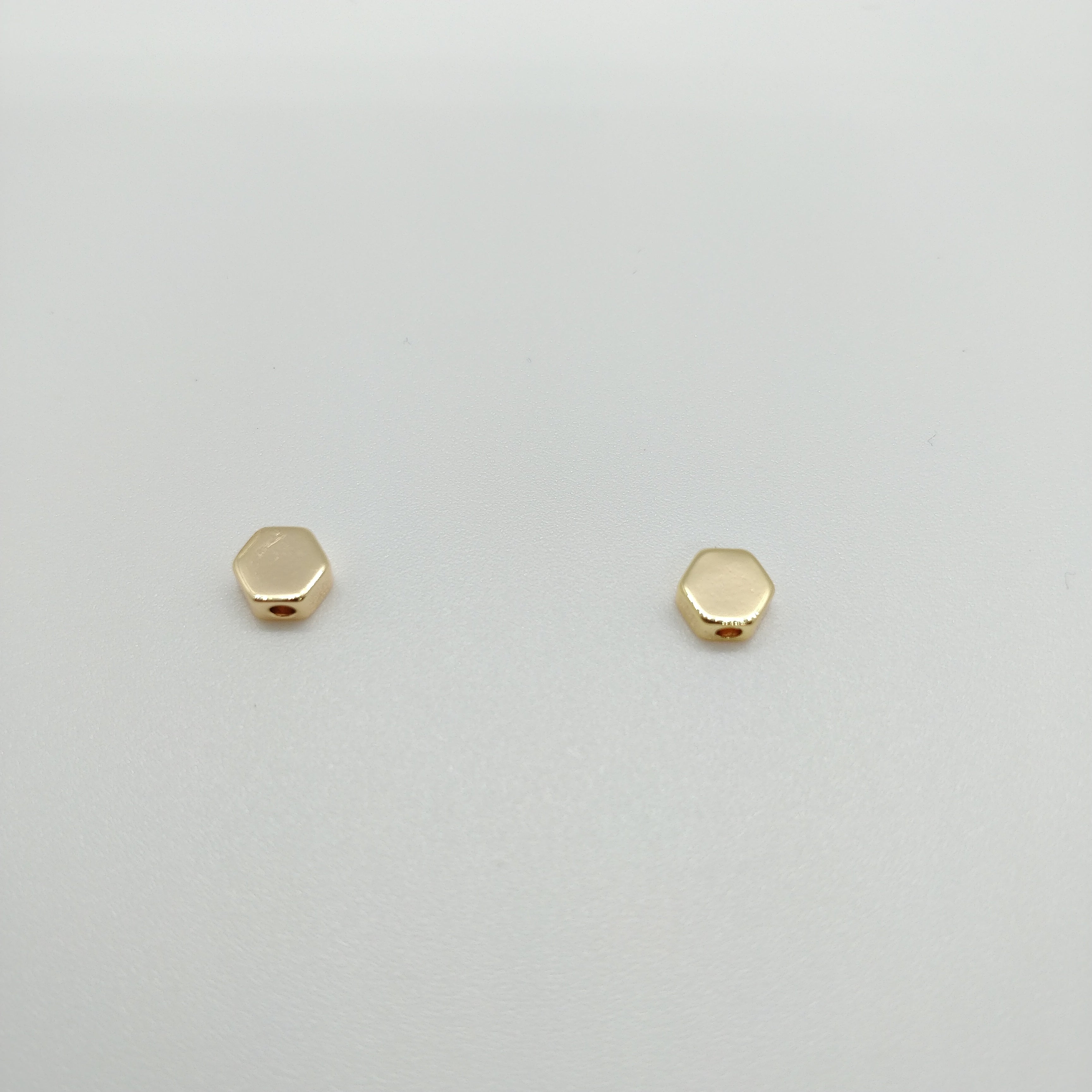 Perle plate hexagonale x5