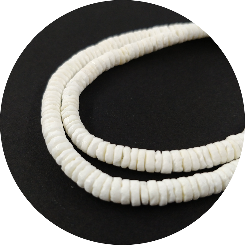 Perles Heishi en coquillage blanc