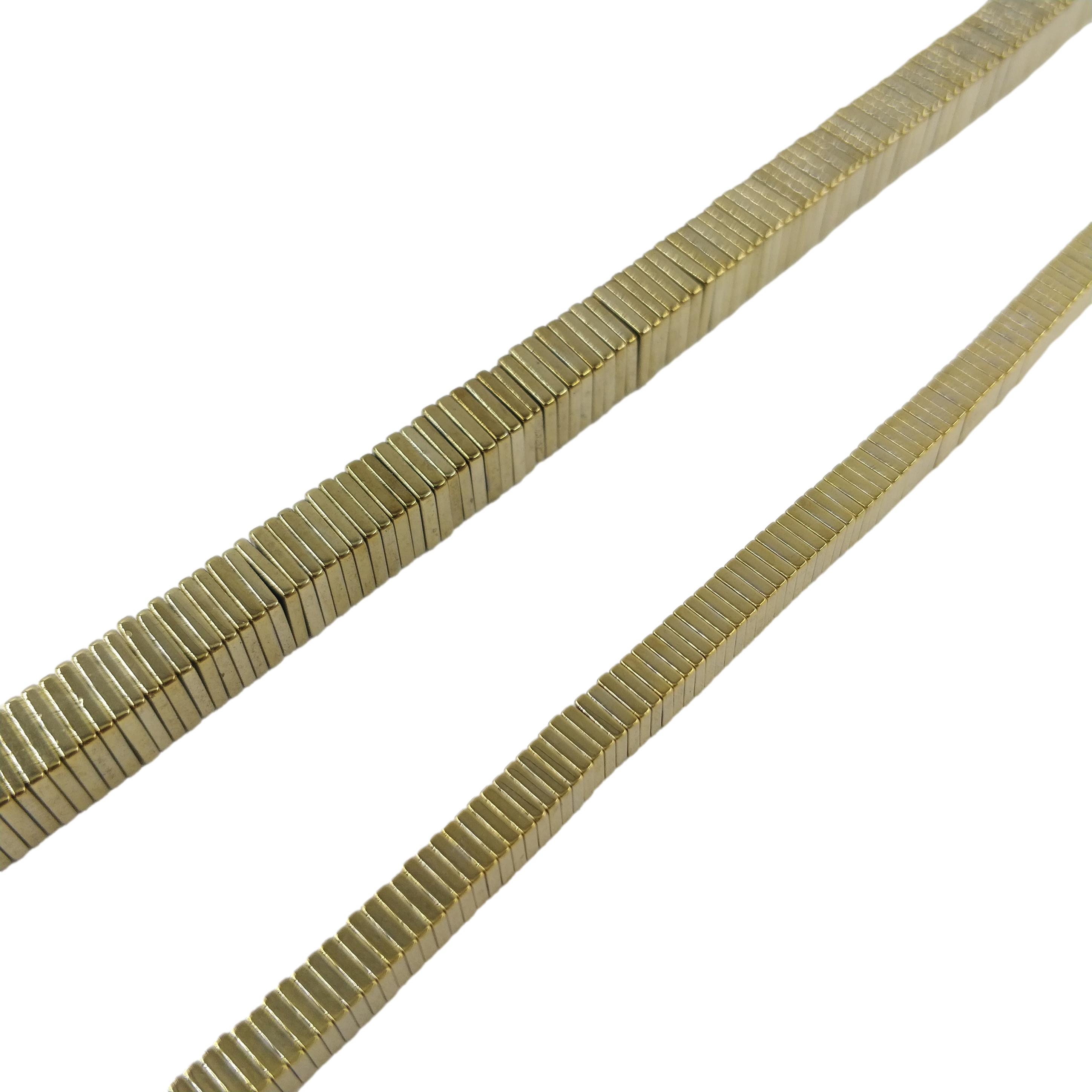 Heishi carré en hématite doré